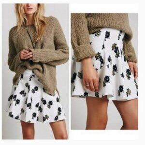 10 Free People white, green, floral corduroy skirt